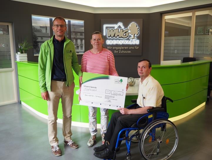 WHG spendet 500 Euro an Behindertenverband Eberswalde